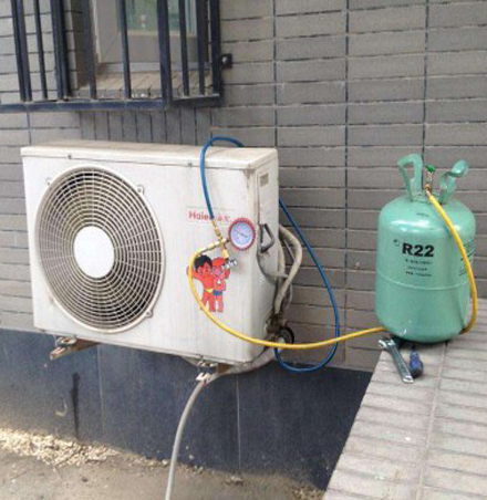 八步空调加氟